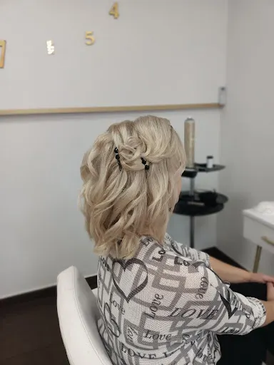 YarBer Salon fryzjerski - Barber